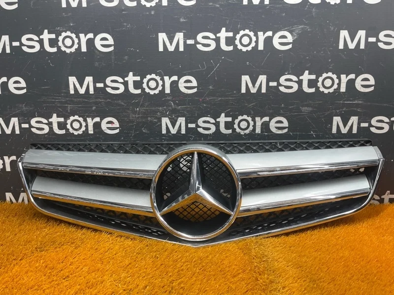 Решетка радиатора Mercedes-Benz E-class 2009 A2078880283 C207 272.961