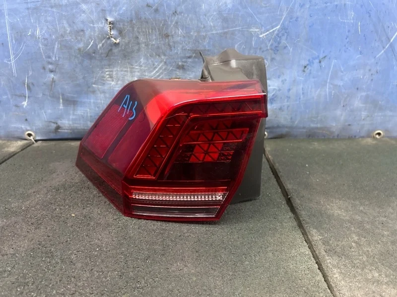 Фонарь Volkswagen Tiguan 2018 5NA945207F AD1 2.0TFSI CZPA, задний левый