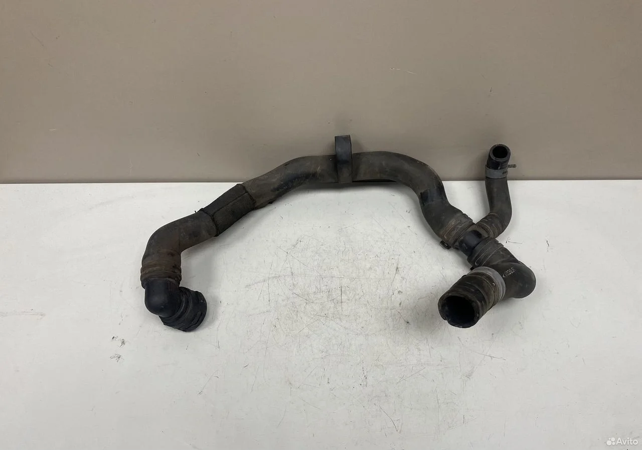 Патрубок радиатора нижний vw passat b6 3aa122051a