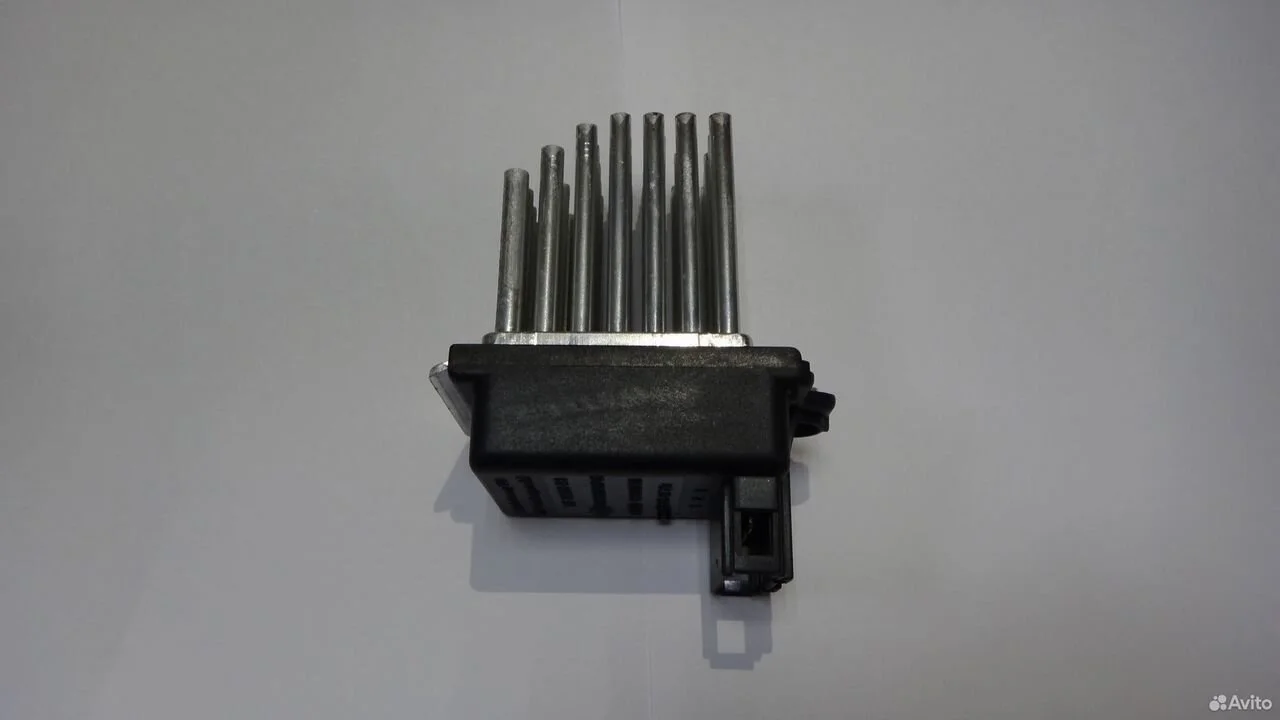 Регулятор вентилятора ауди а6 с5 4b0820521
