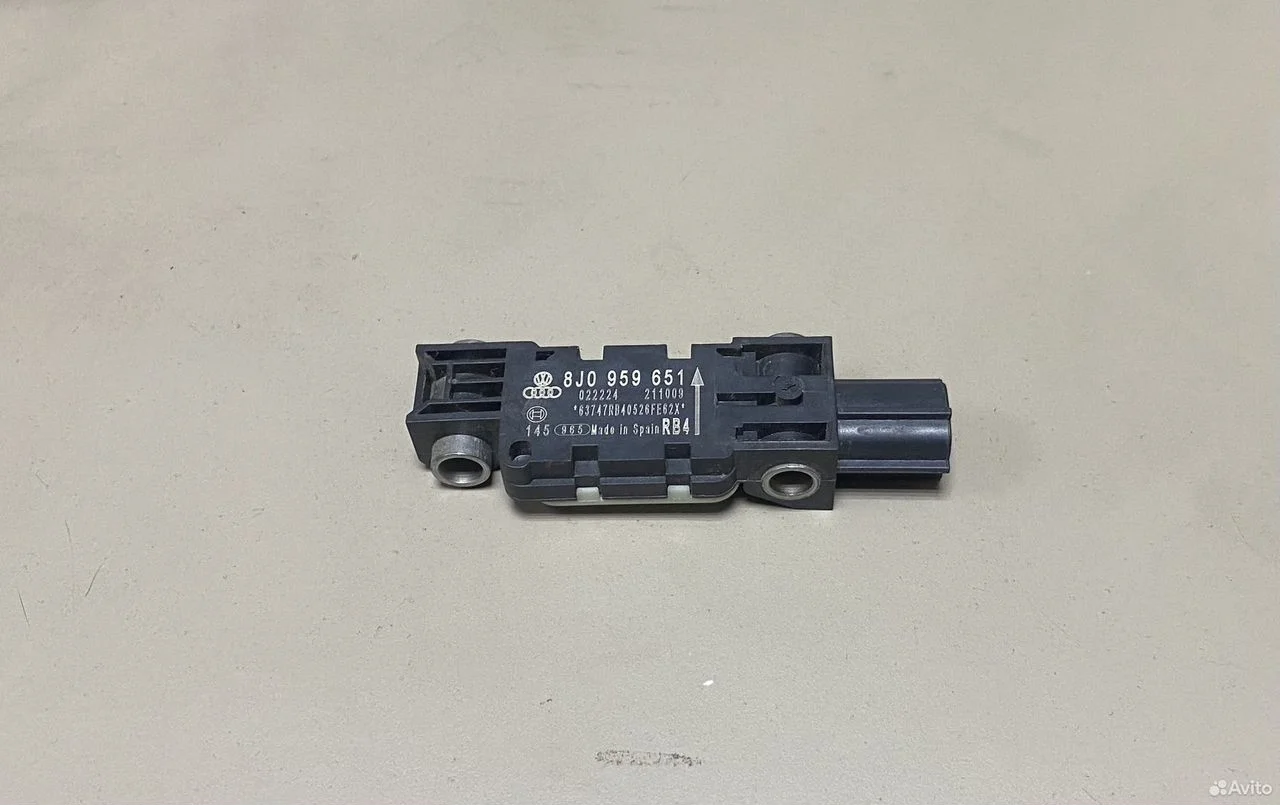 Датчик удара air bag audi a3 8p 8j0959651