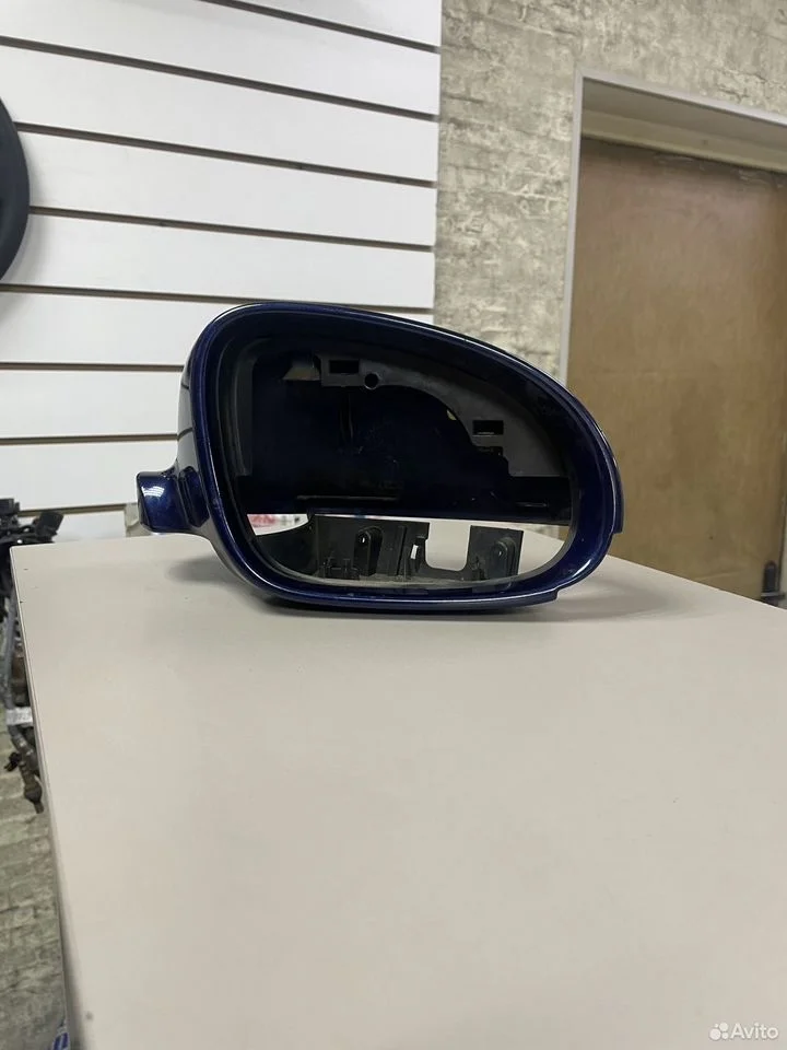 Крышка правого зеркала vw golf 5 1k0857538