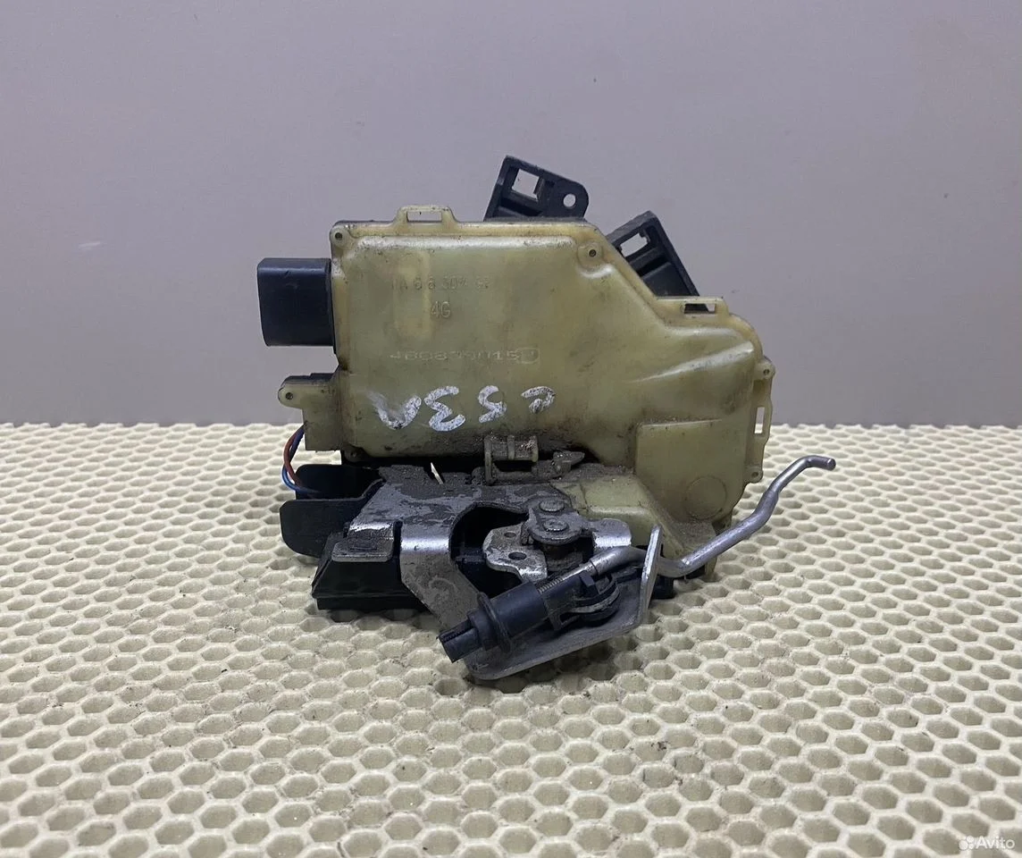 Замок задней левой двери audi a6 c5 4b рест