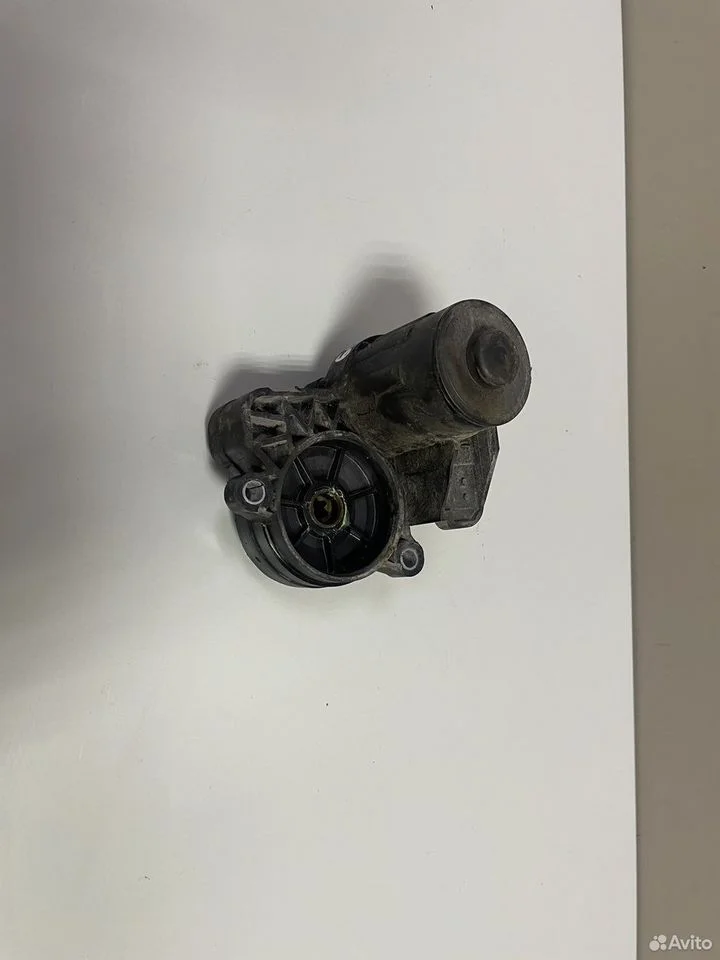 Моторчик ручника левый audi a3 8v vw golf 7 5g