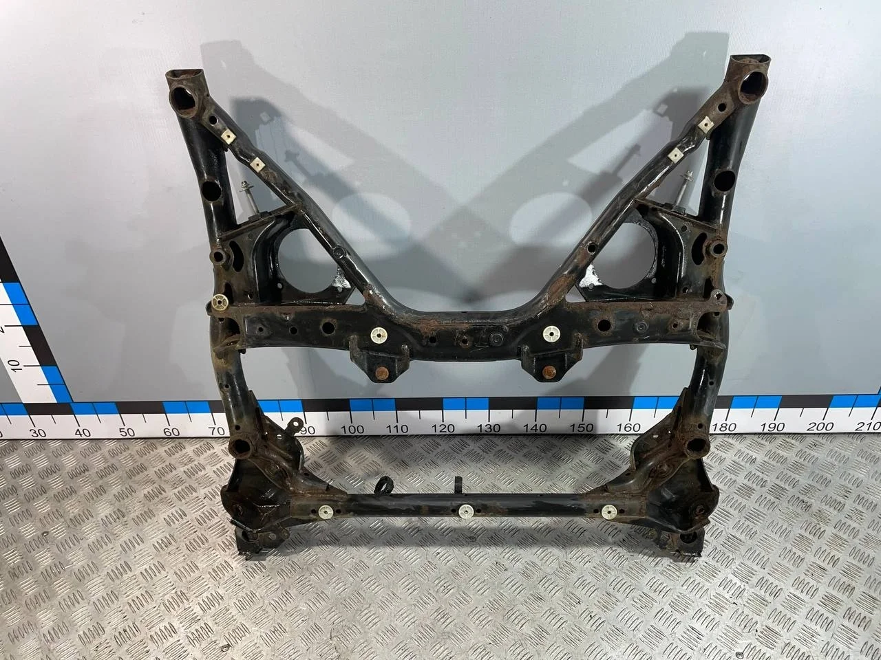 [Б/У] Балка подмоторная BMW [Код: 00614950 ]