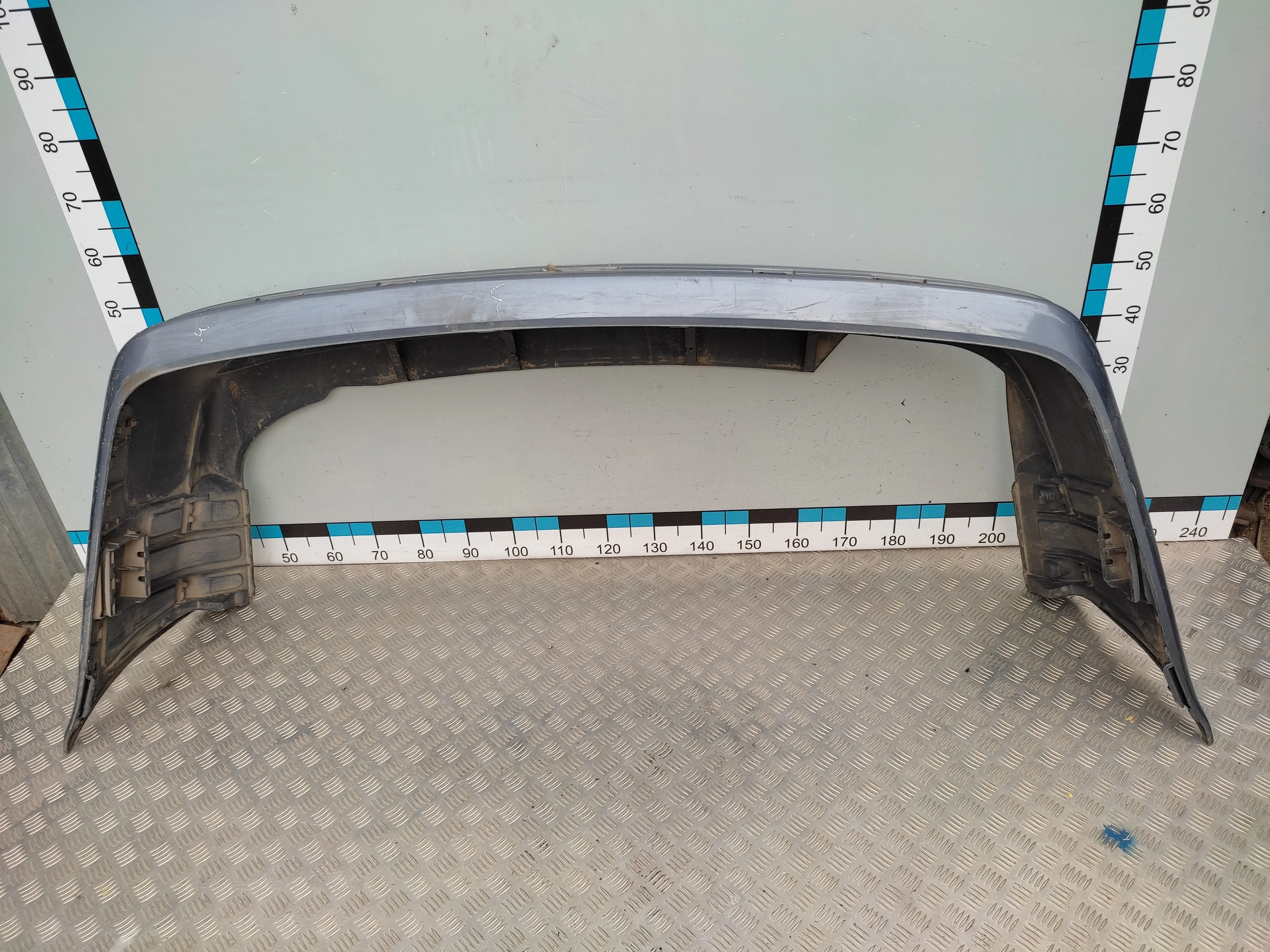 [Б/У] Бампер задний седан / до рестайл - Отличное состояние. [Код: 00290199 ]