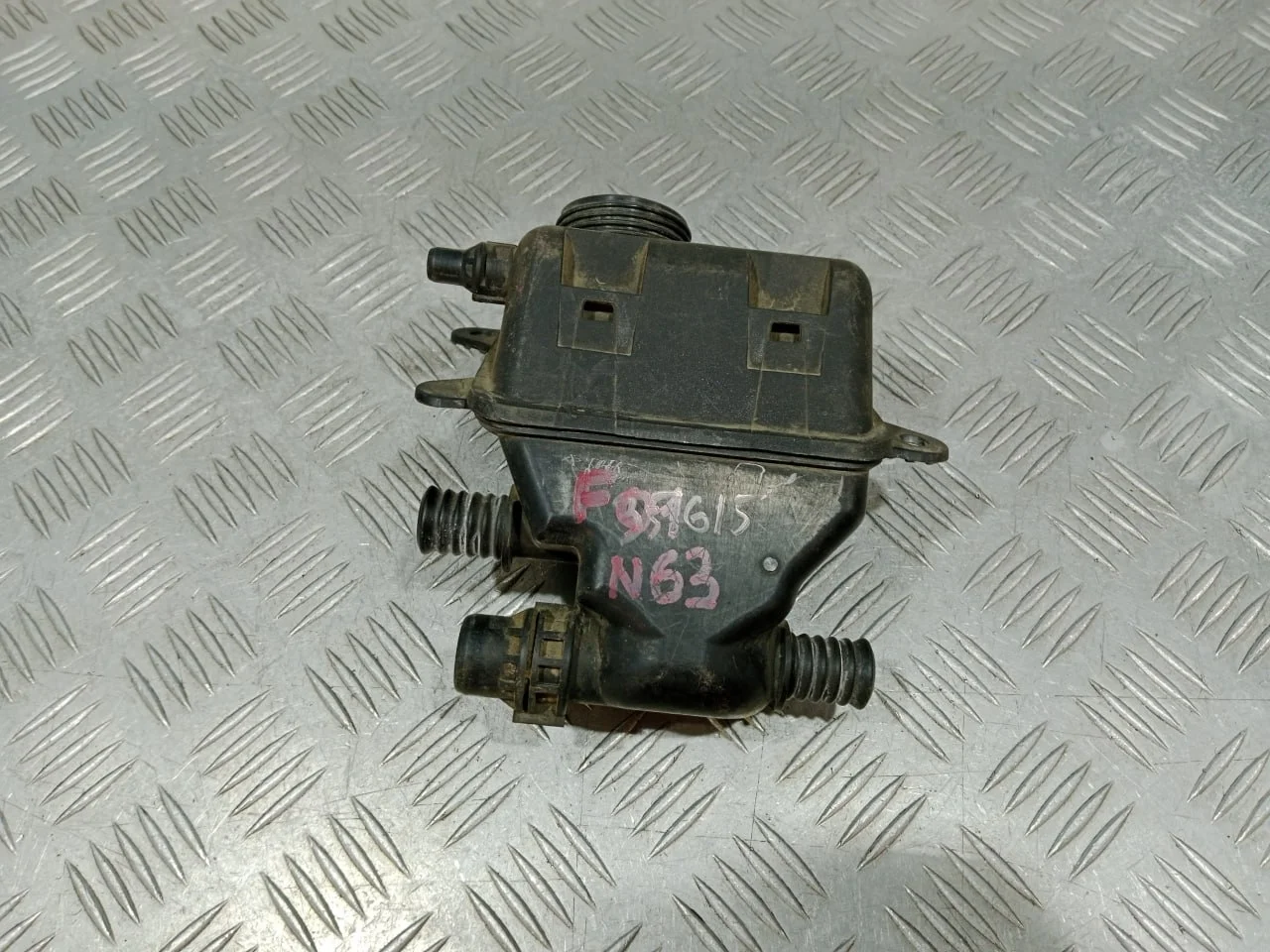 [Б/У] Бачок расширительный [Код: 00663928 ]