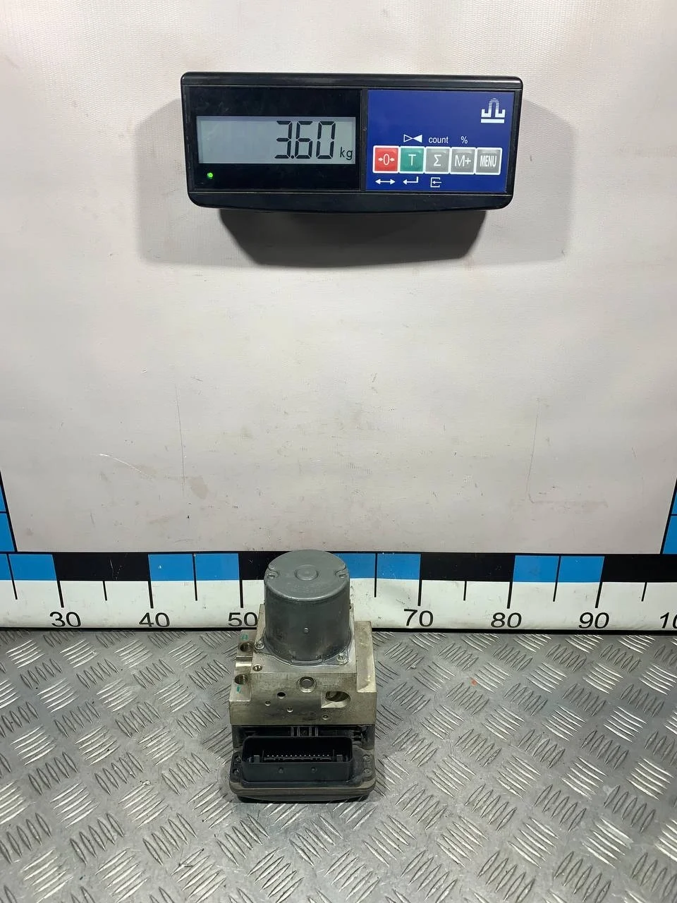 [Б/У] Блок ABS BMW 5 GT F07, BMW 7 F01/F02 - насос [Код: 00325396 ]