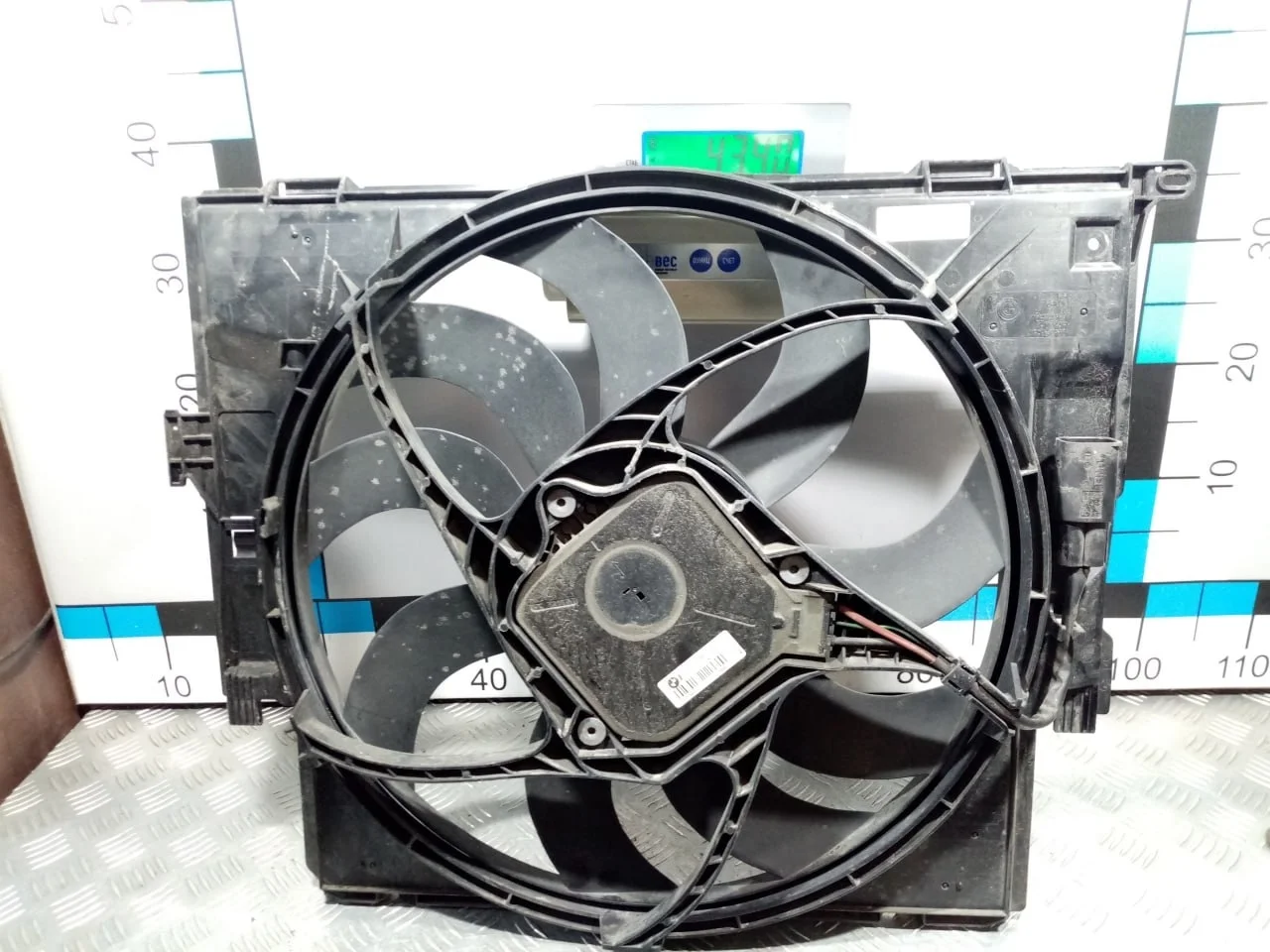 [Б/У] Вентилятор радиатора BMW [Код: 00513427 ]
