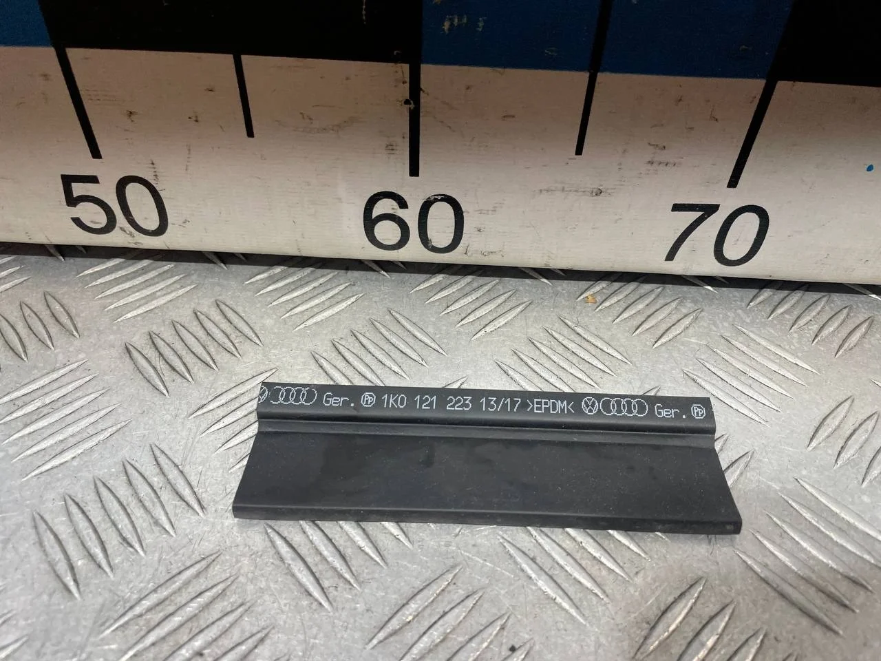 [Б/У] Воздухозаборник [Код: 00665527 ]