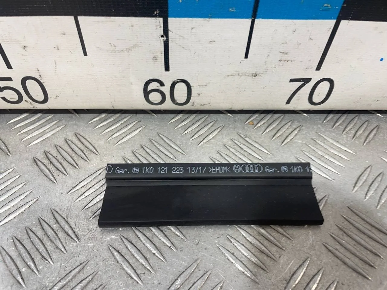 [Б/У] Воздухозаборник [Код: 00665528 ]