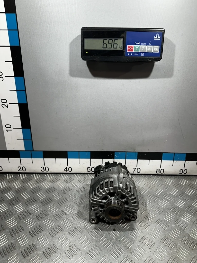 [Б/У] Генератор N57 [Код: 00633659 ]