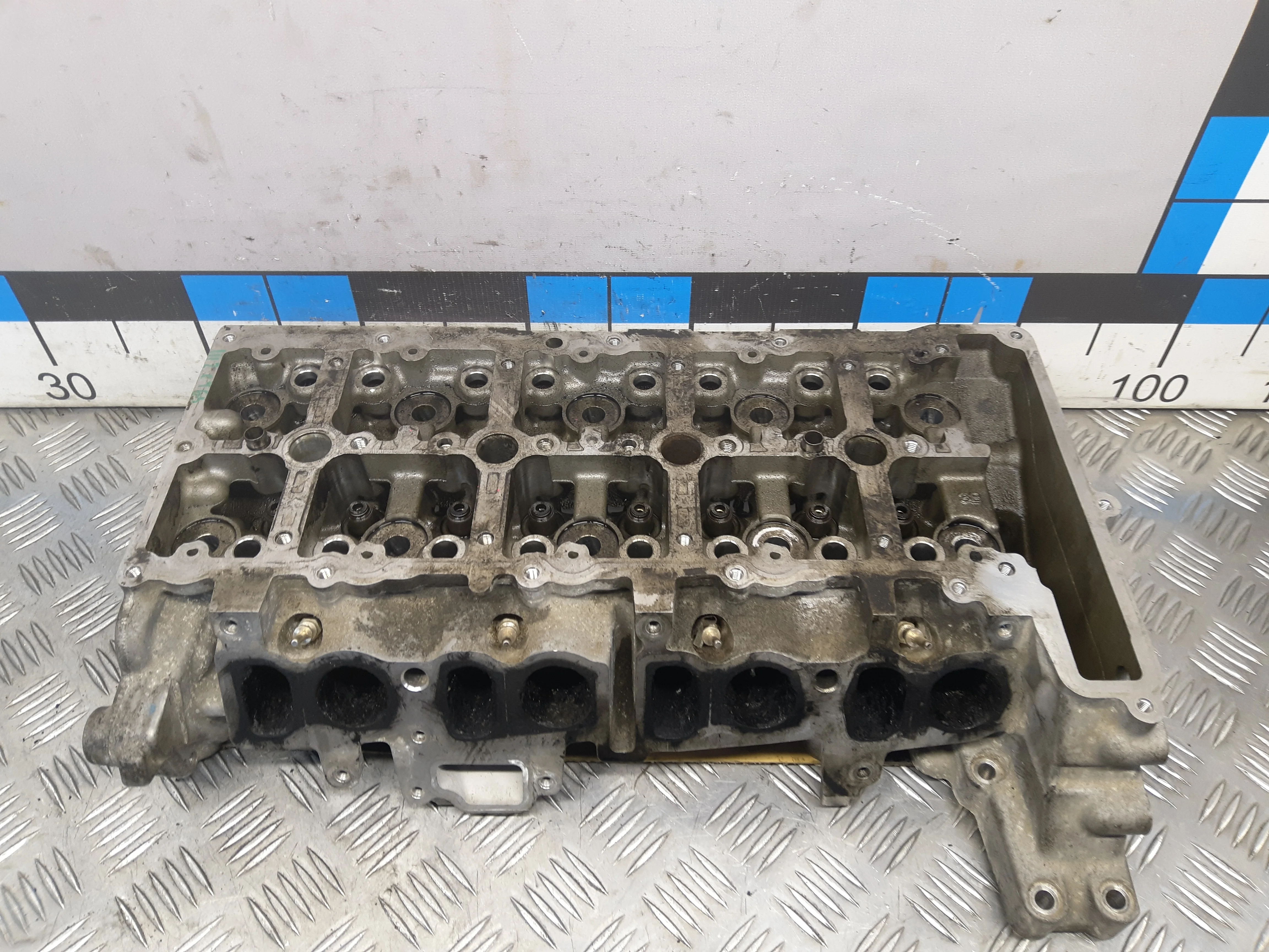 [Б/У] Головка блока цилиндров BMW N47 - mot. N47, голая [Код: 00296200 ]