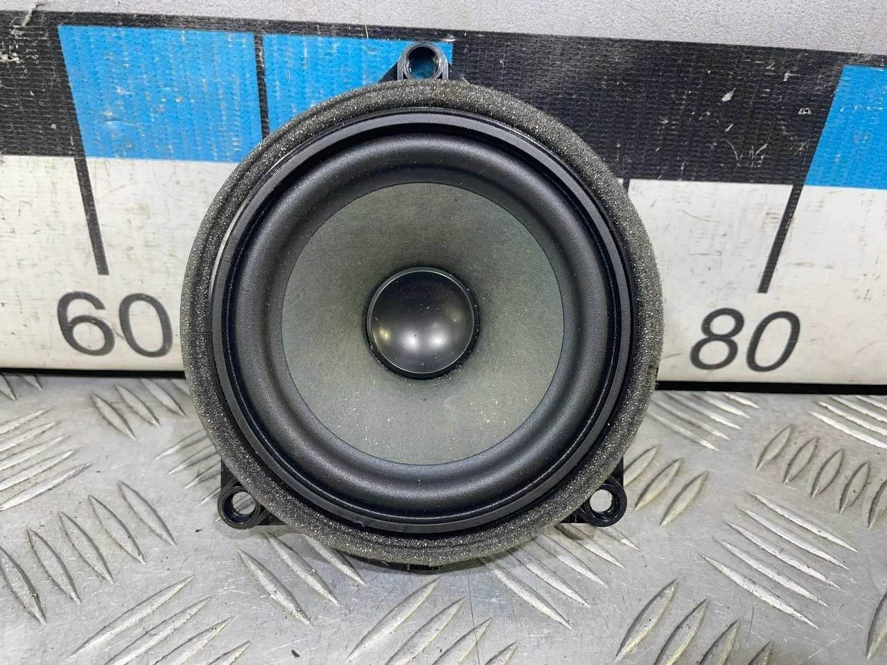 [Б/У] Динамик BMW [Код: 00573865 ]