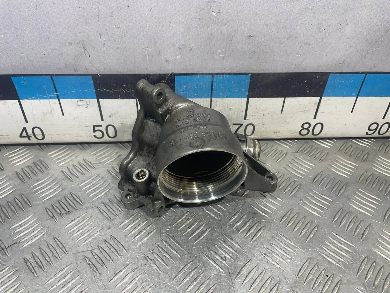 [Б/У] Корпус маслянного фильтра BMW E60/E61 [Код: 00584364 ]