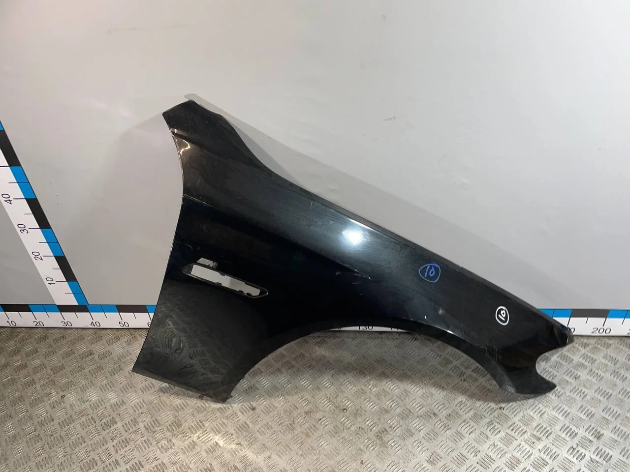 [Б/У] Крыло переднее правое BMW 5-serie F10/F11 [Код: 00660818 ]