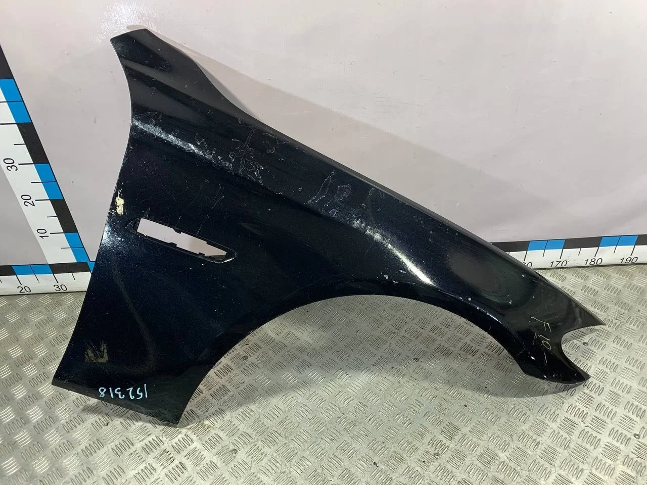 [Б/У] Крыло переднее правое BMW F10 F11 F18 [Код: 00326166 ]