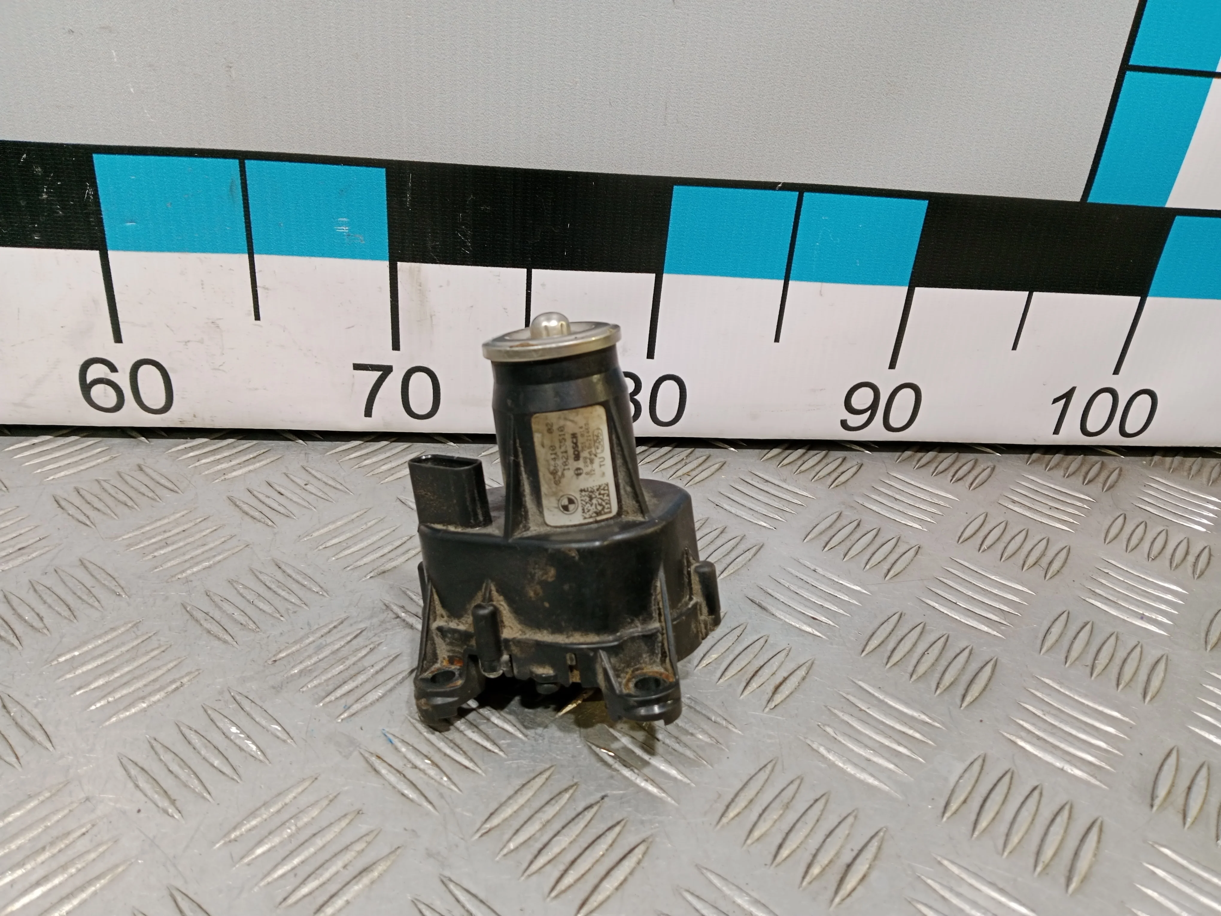 [Б/У] Механизм изменения длины коллектора - Сломана тяга [Незначительные дефекты] [Код: 00414155 ]