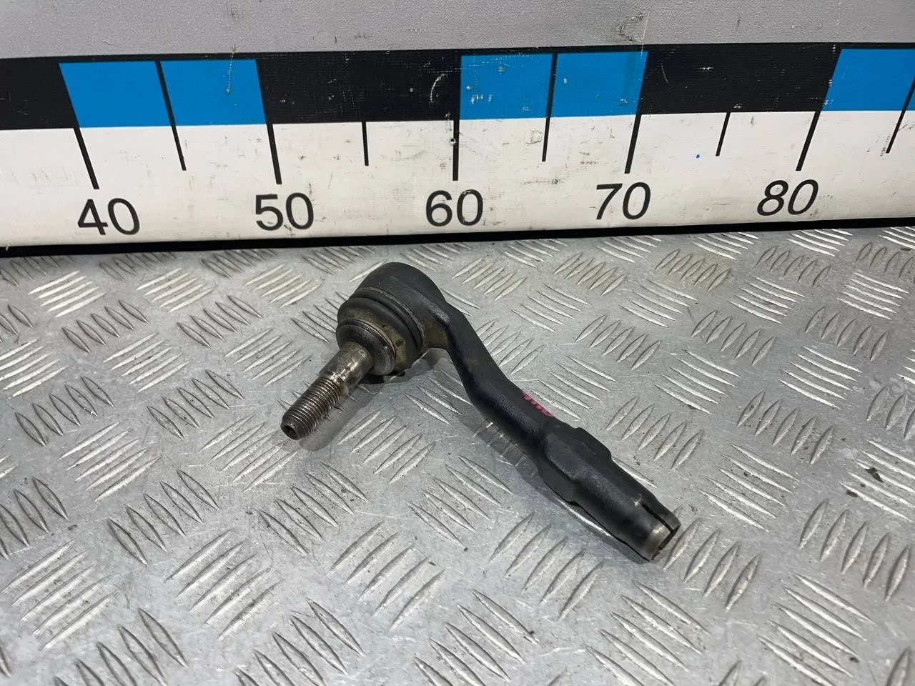[Б/У] Наконечник рулевой [Код: 00670205 ]