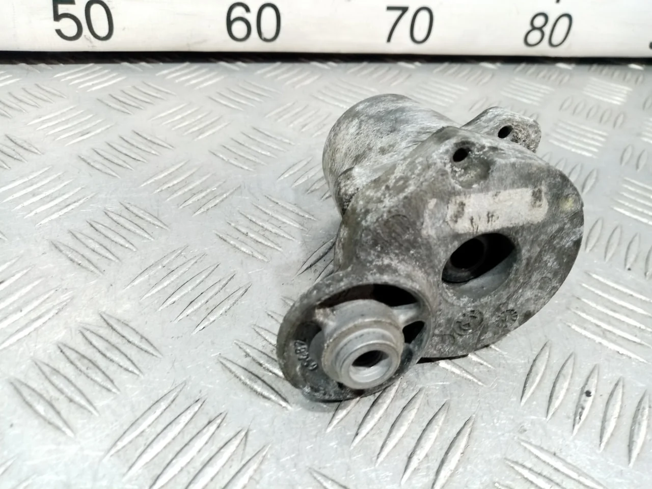 [Б/У] Натяжитель ремня BMW [Код: 00633640 ]