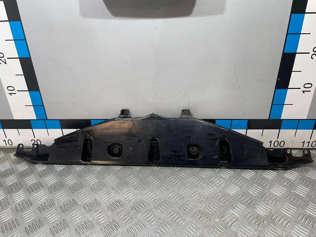 [Б/У] Панель передняя центральная часть [Код: 00662916 ]