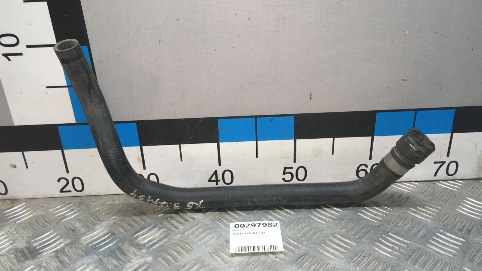 [Б/У] Патрубок системы охлаждения от клапана к помпе BMW X5 E53 2000-2007 [Код: 00297810 ]