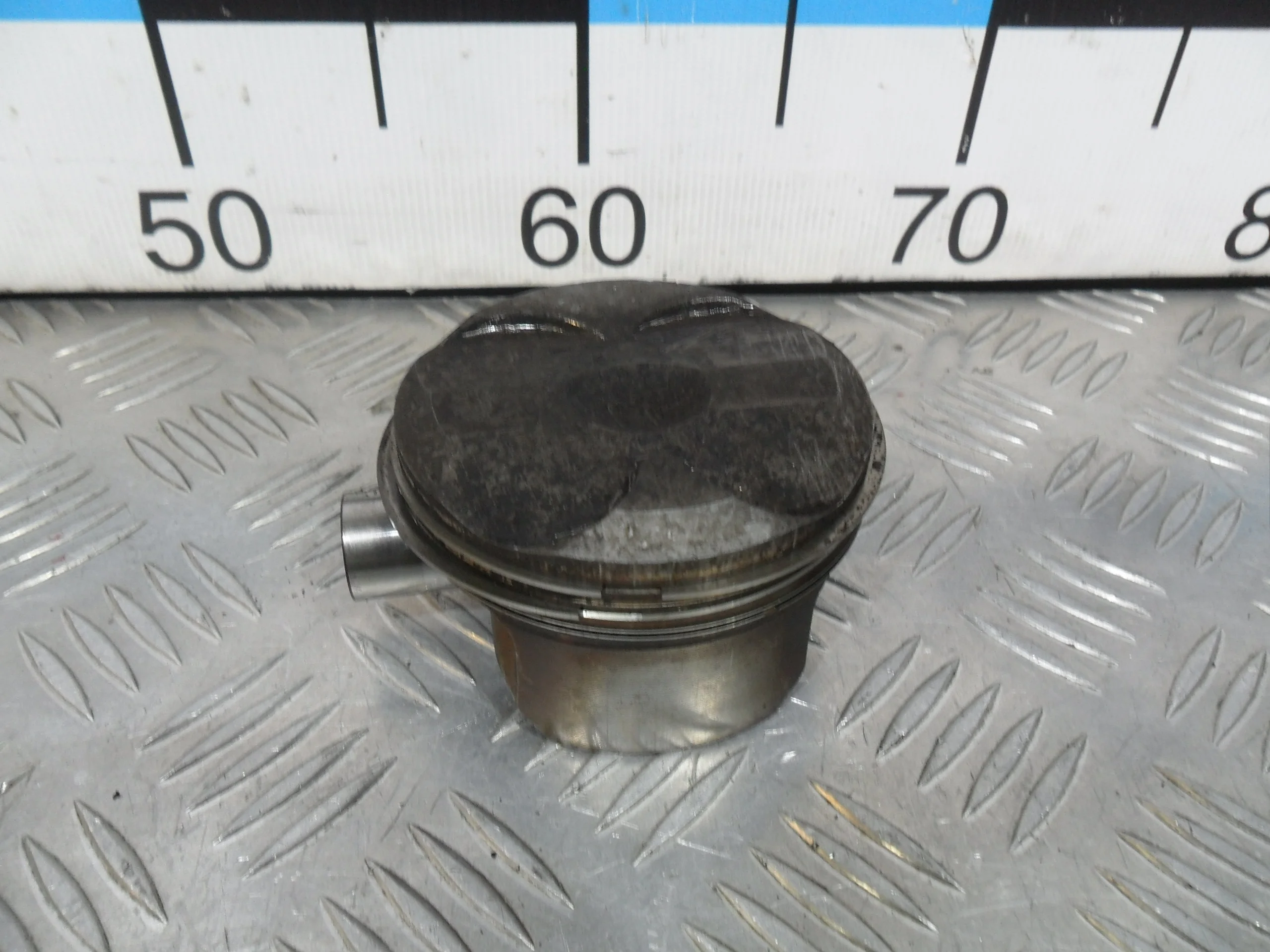 [Б/У] Поршень BMW N52 [Код: 00368806 ]