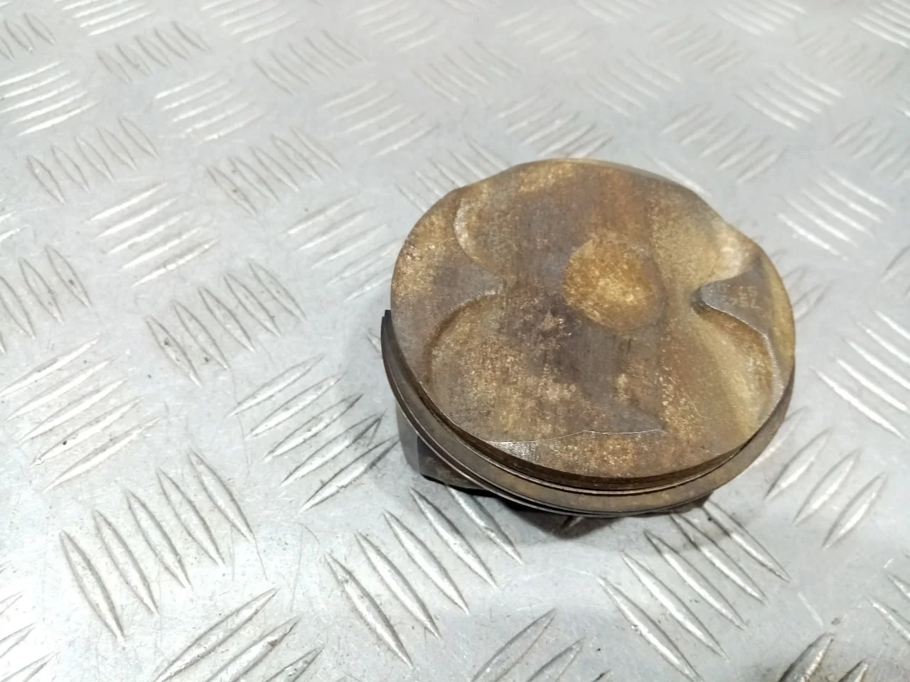 [Б/У] Поршень BMW N52 [Код: 00674499 ]