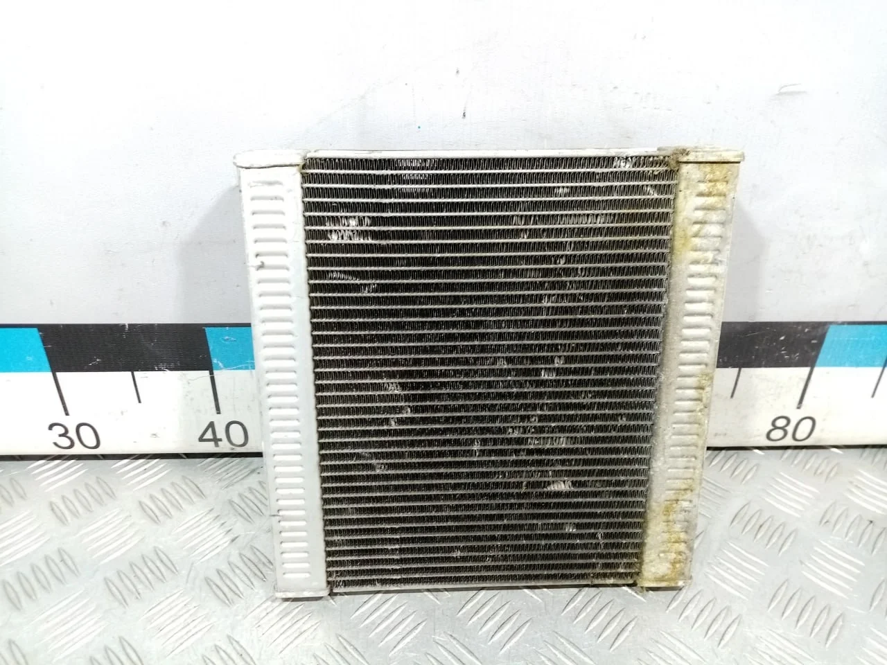 [Б/У] Радиатор дополнительный системы охлаждения - (Состояние: Отличное 45 000 км) [Код: 00599995 ]