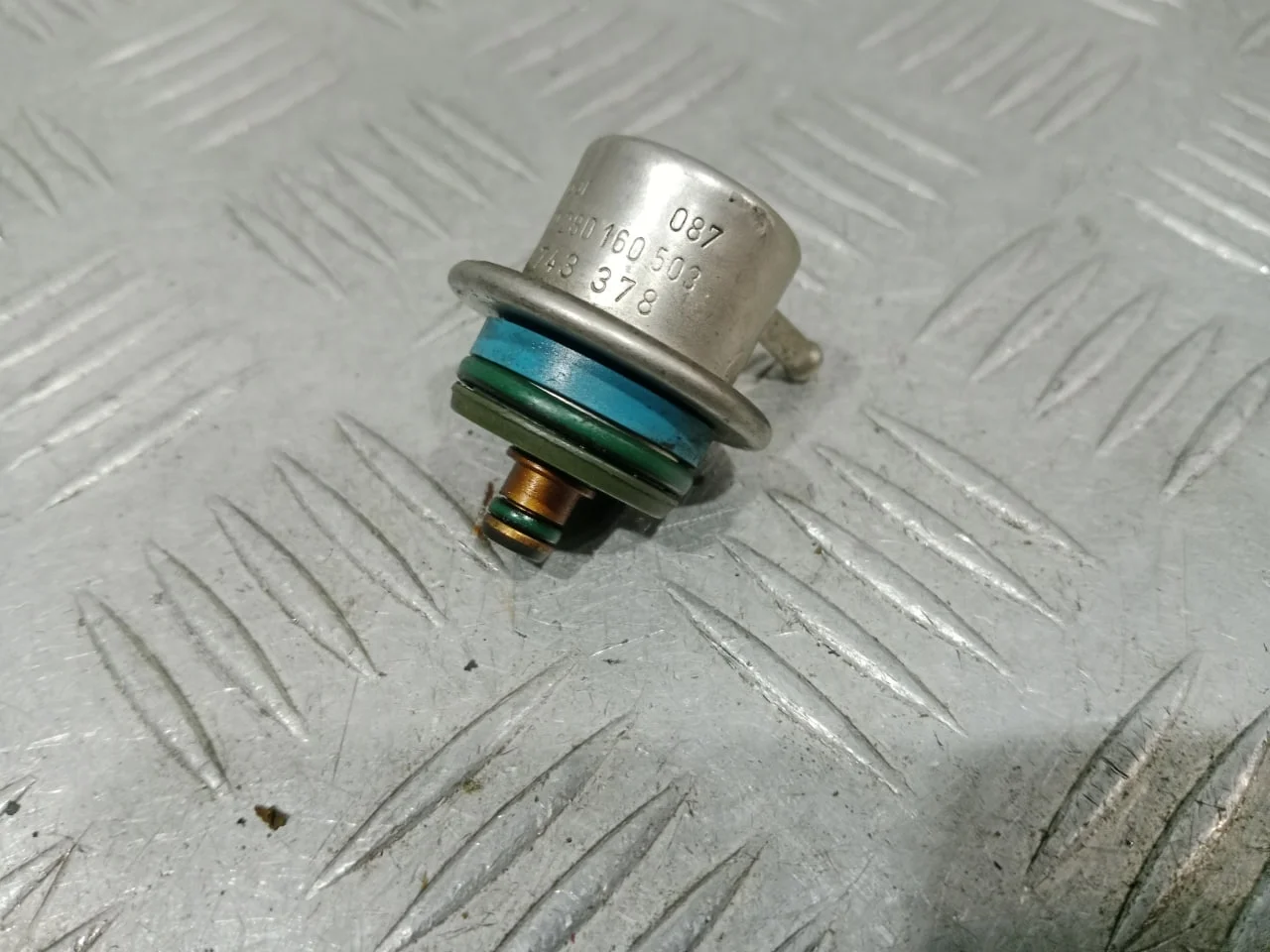 [Б/У] Регулятор давления топлива [Код: 00669900 ]