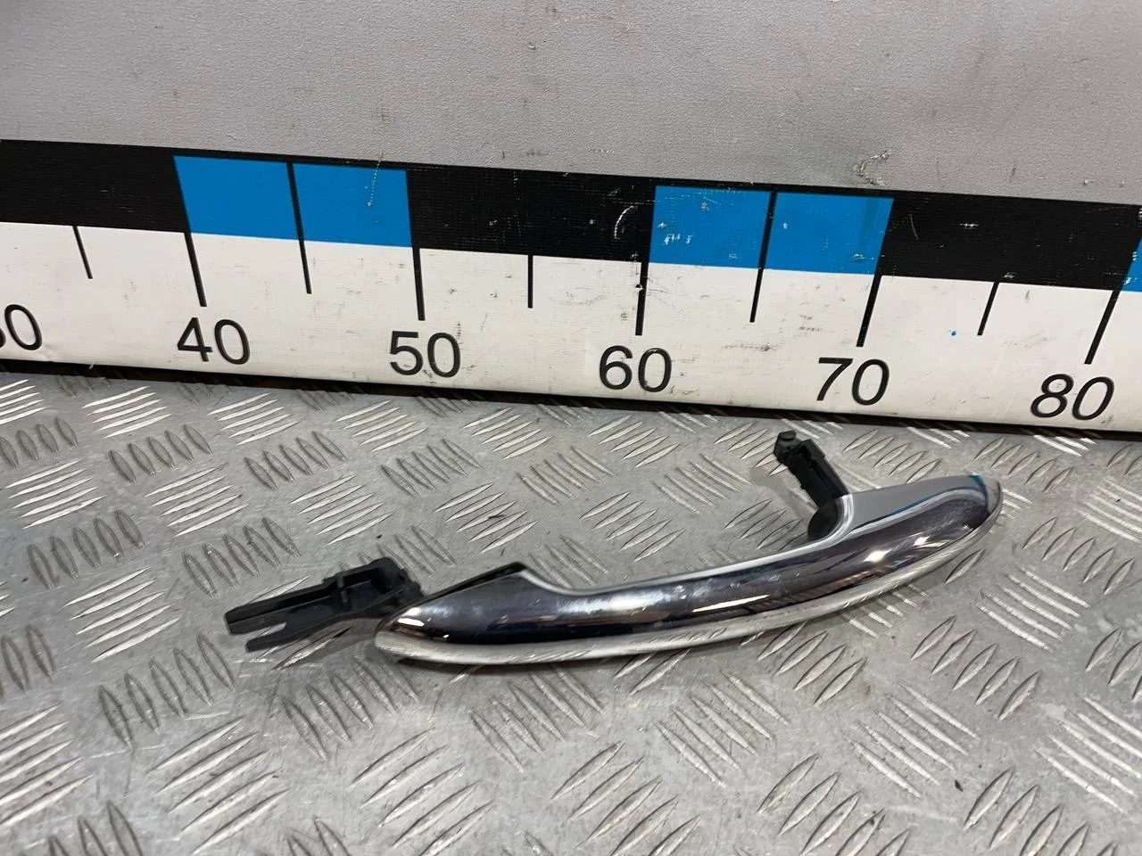 [Б/У] Ручка двери наружная [Код: 00664571 ]