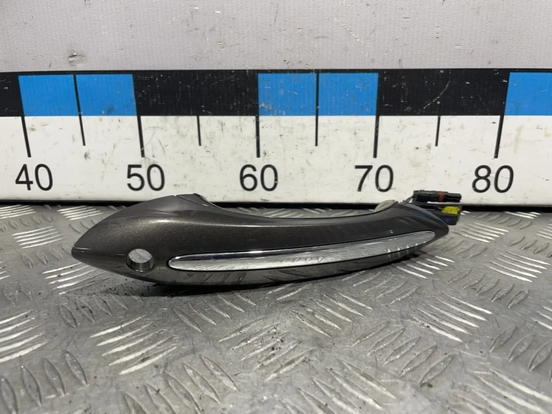 [Б/У] Ручка двери передней наружная левая [Код: 00306062 ]