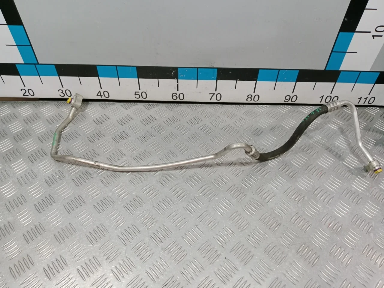 [Б/У] Трубка кондиционера [Код: 00657603 ]