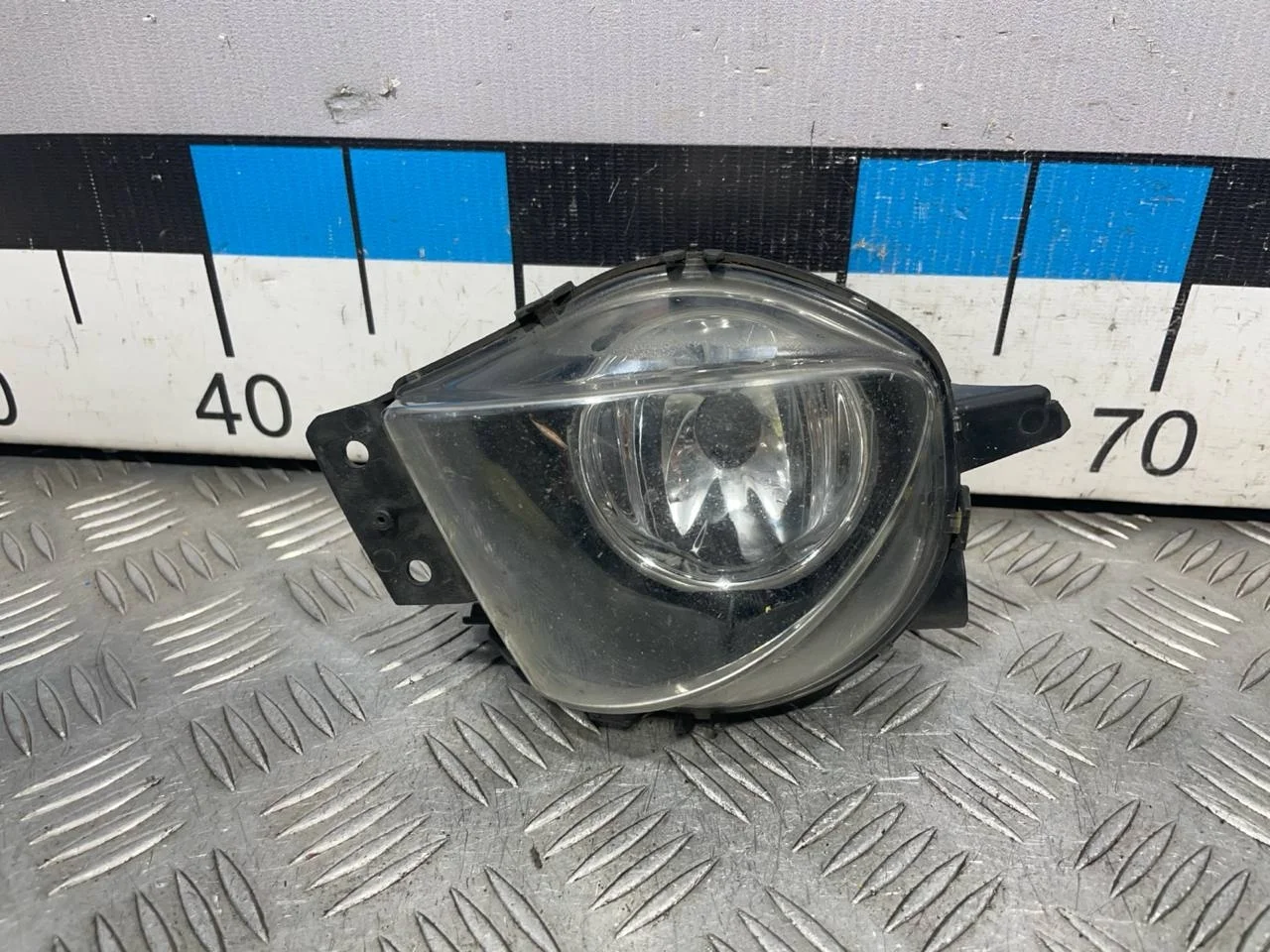 [Б/У] Фара противотуманная правая BMW [Код: 00543746 ]