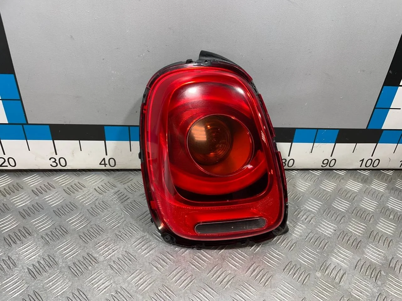 [Б/У] Фонарь задний левый Mini [Код: 00660919 ]
