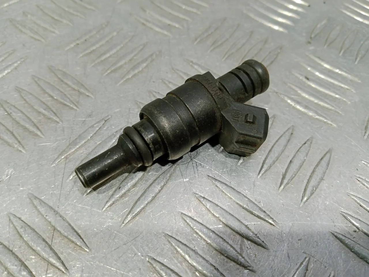 [Б/У] Форсунка инжекторная электрическая BMW [Код: 00662999 ]