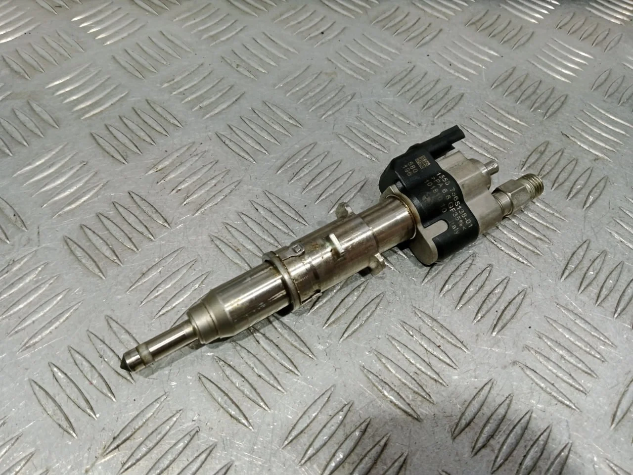 [Б/У] Форсунка топливная - пробег 43 тыс. [Код: 00652605 ]