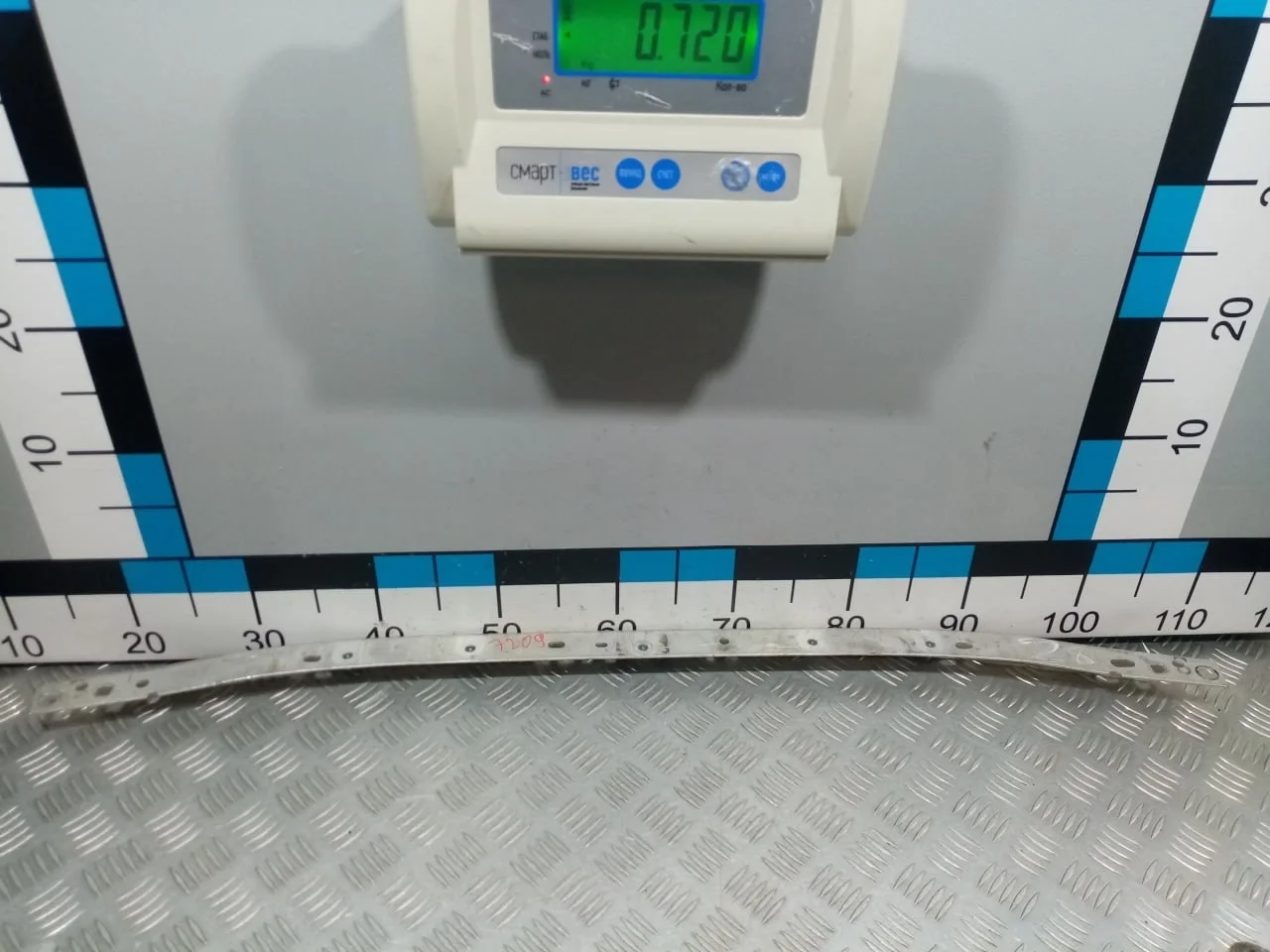 [Б/У] Элемент передней панели [Код: 00654917 ]