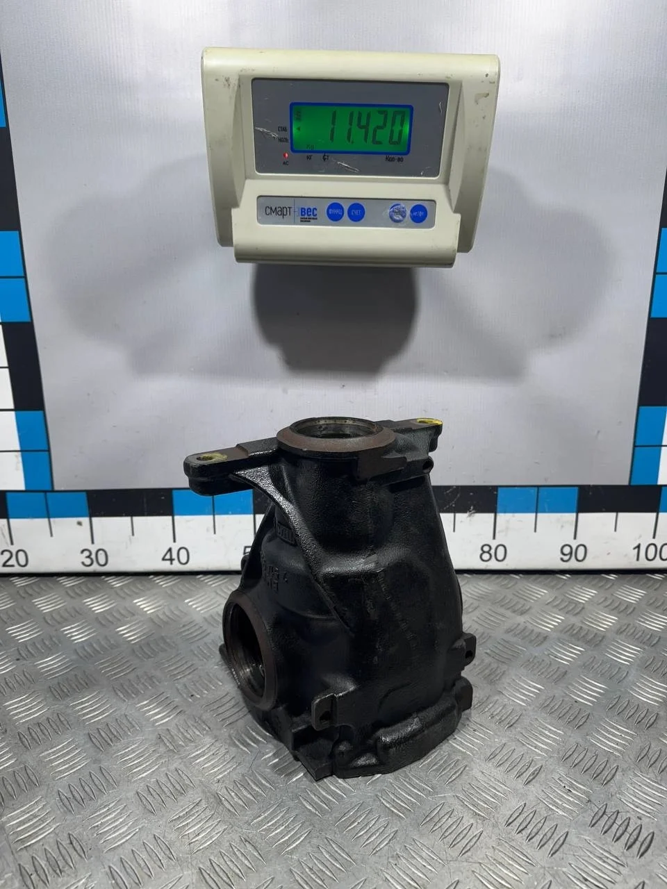 [ЧАСТЬ Б/У] Редуктор заднего моста mot.N43,45,46,52 - корпус редуктора [Код: 00530789 ]