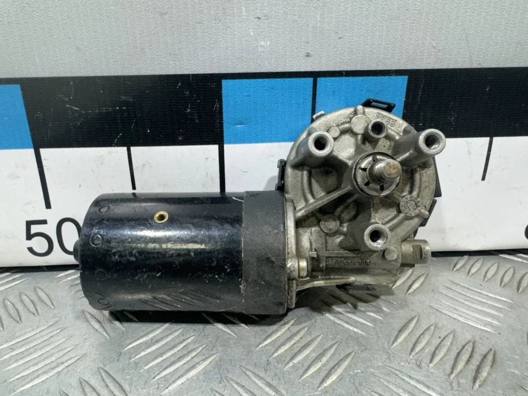 [ЧАСТЬ Б/У] Стеклоочиститель с моторчиком BMW E46 - только моторчик [Код: 00417265 ]