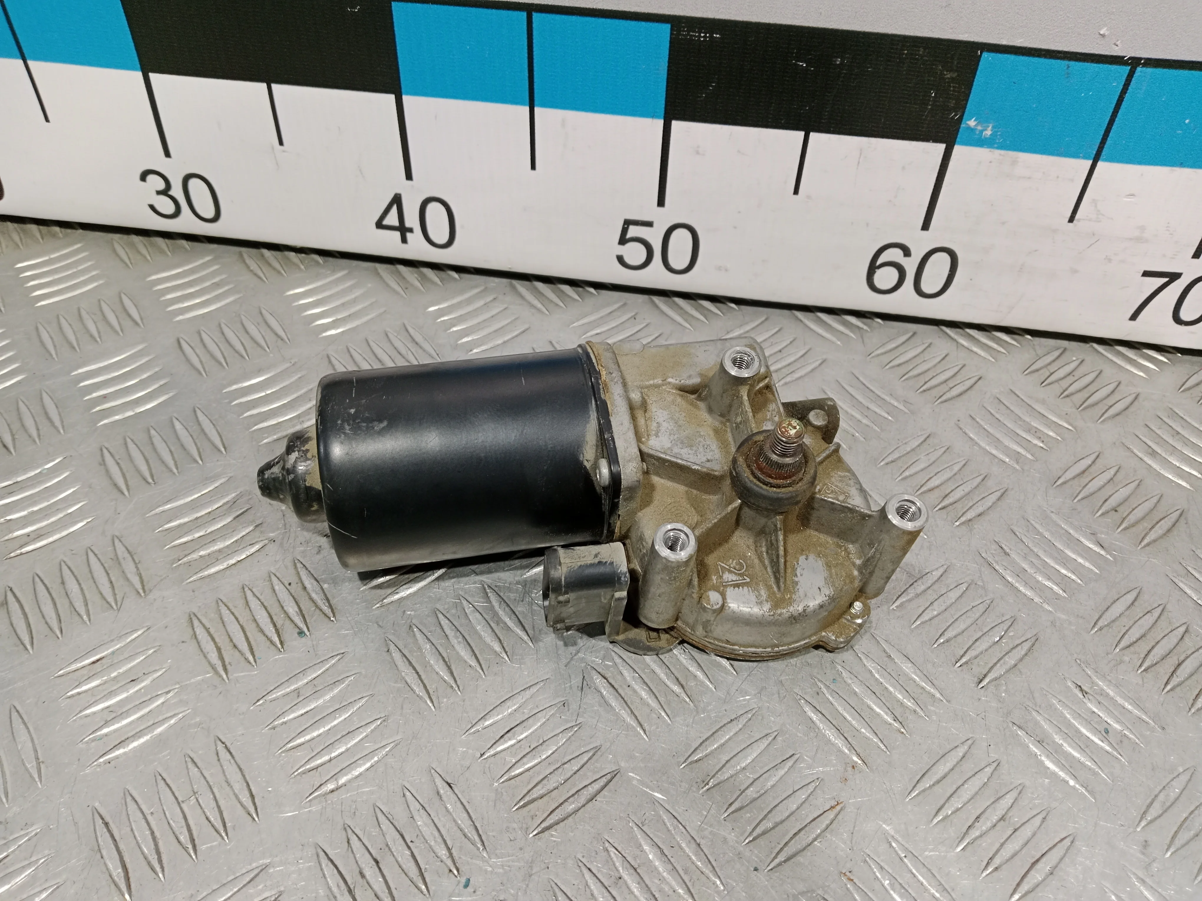 [ЧАСТЬ Б/У] Трапеция с моторчиком BMW E53 - Только моторчик [Код: 00416909 ]