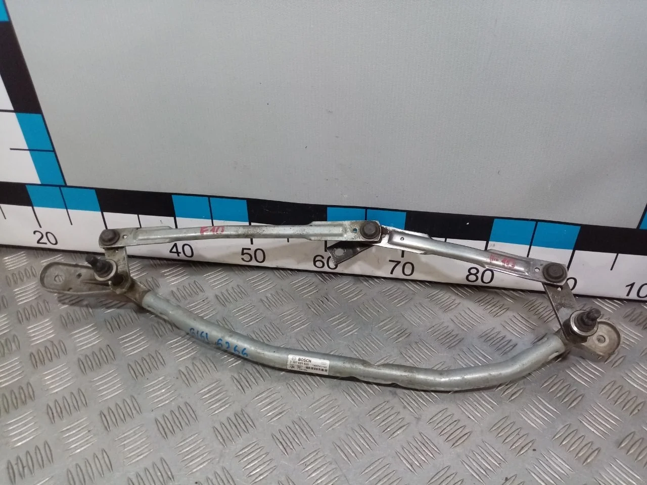 [ЧАСТЬ Б/У] Трапеция стеклоочистителя - только трапеция [Код: 00416695 ]