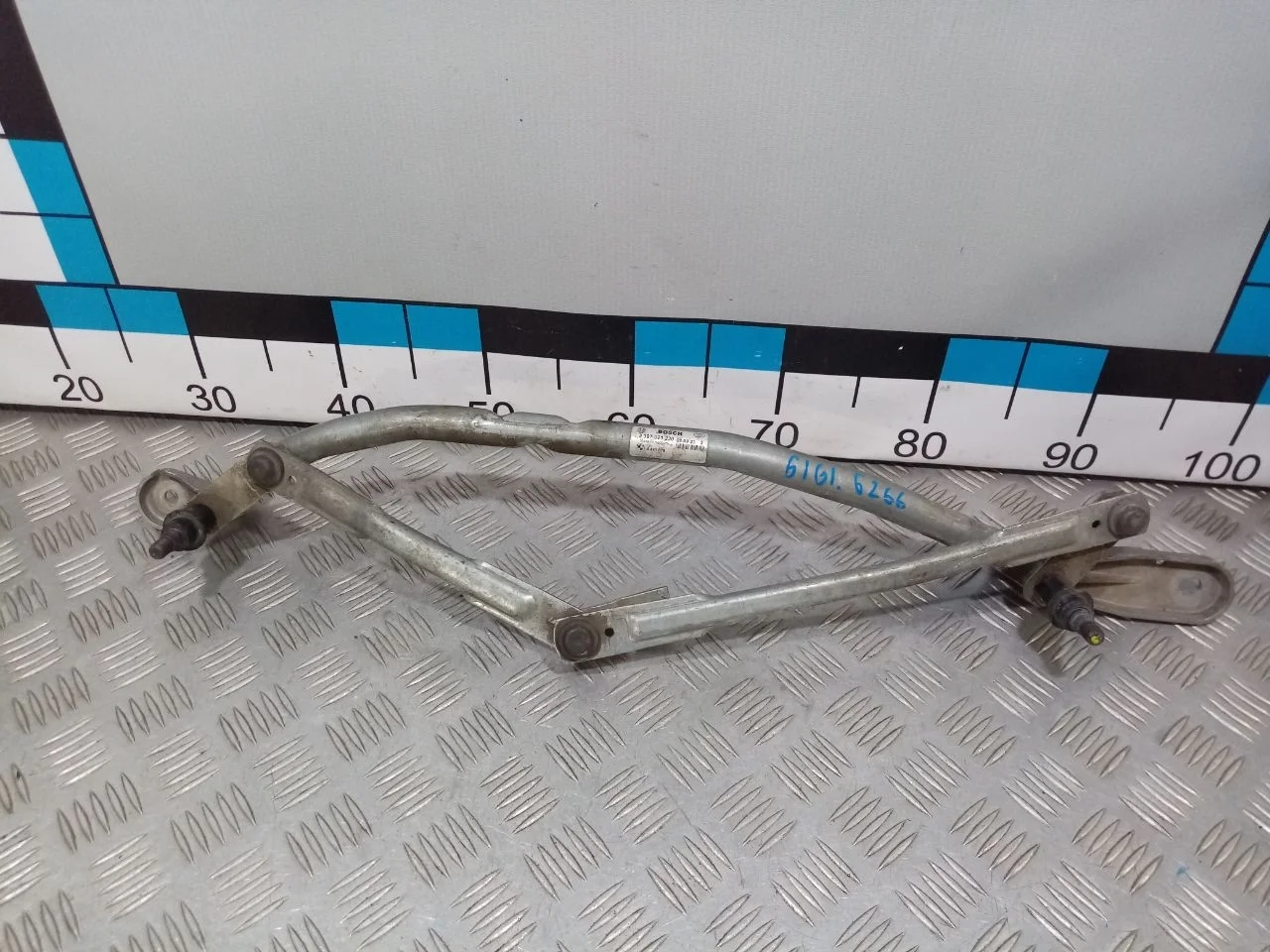 [ЧАСТЬ Б/У] Трапеция стеклоочистителя - только трапеция [Код: 00416699 ]