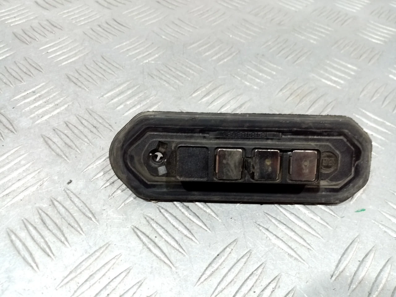 [Б/У] Контакт электрический двери сдвижной [Код: 00669097 ]