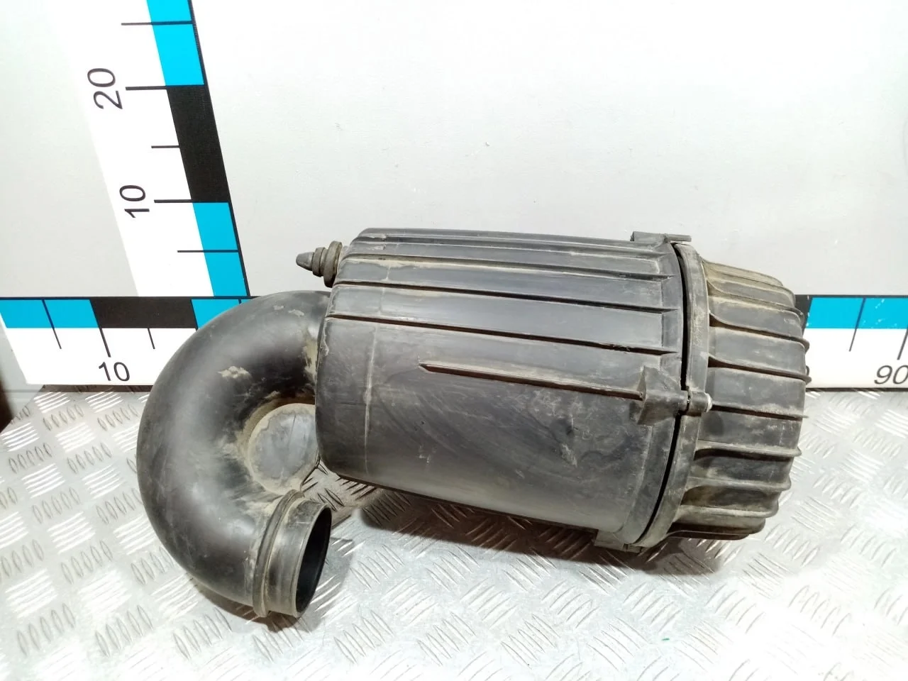 [Б/У] Корпус воздушного фильтра [Код: 00666577 ]