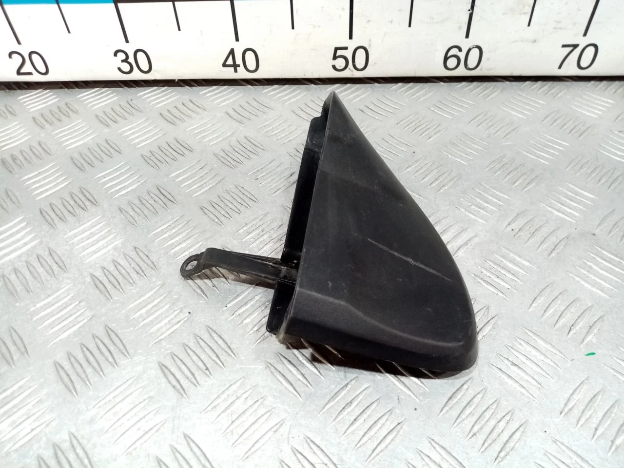 [Б/У] Накладка переднего крыла правого [Код: 00667132 ]