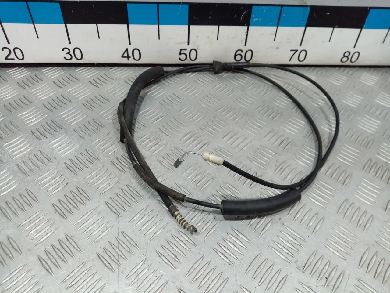 [Б/У] Трос капота [Код: 00671816 ]