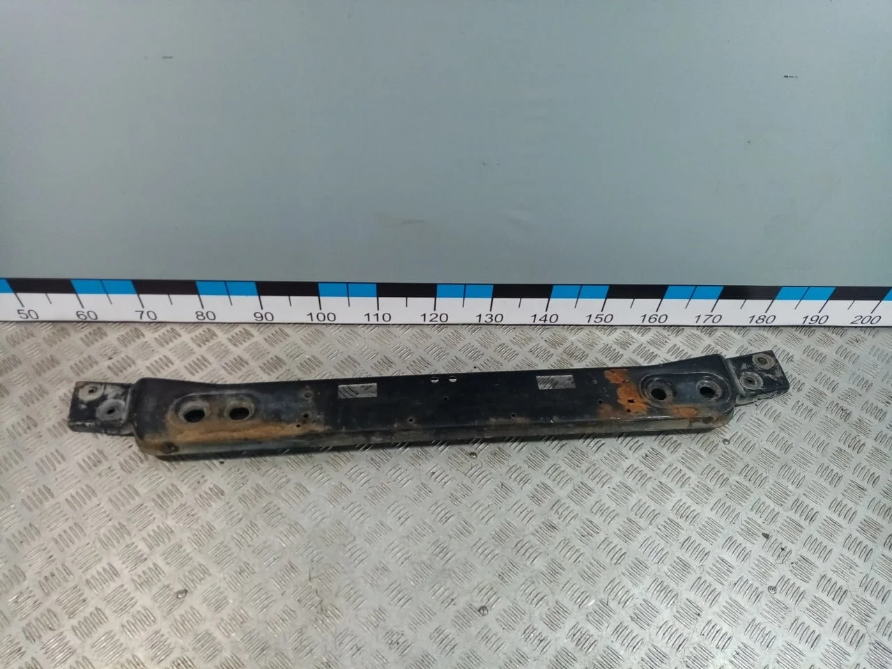 [Б/У] Балка подрадиаторная [Код: 00615274 ]