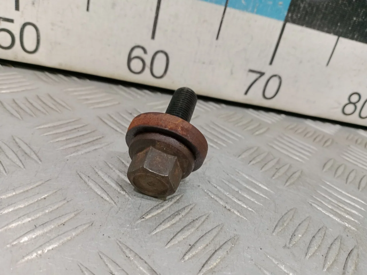 [Б/У] Болт коленвала [Код: 00578759 ]