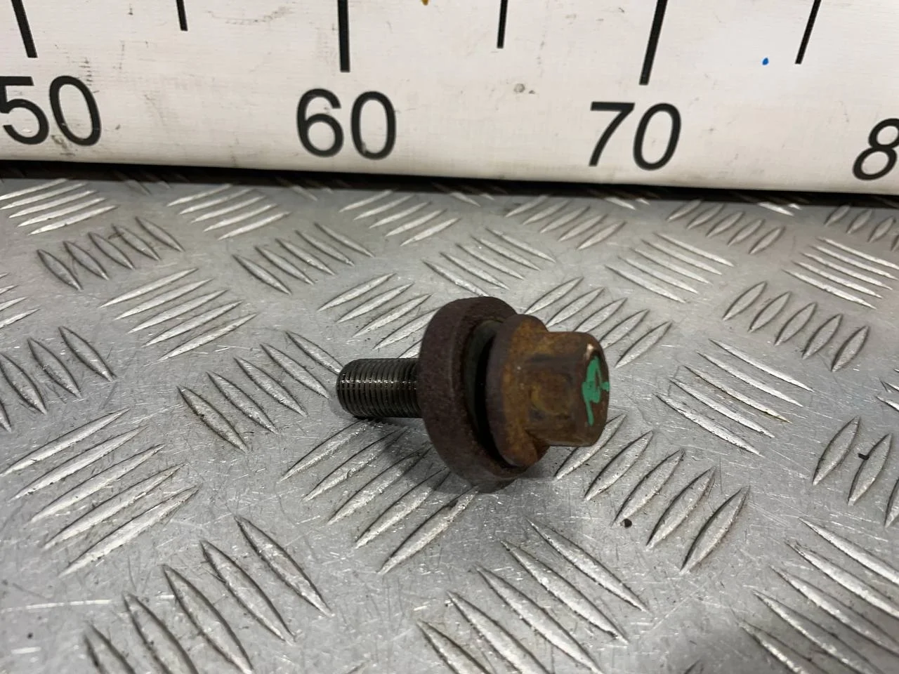 [Б/У] Болт коленвала [Код: 00635447 ]
